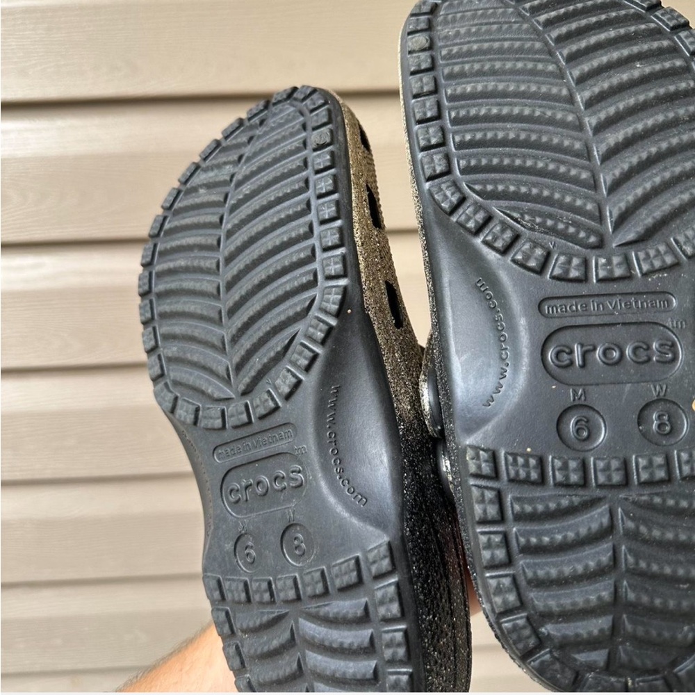 Limited Edition Black/Gold Ombre Glitter Crocs - Picture 3 of 5